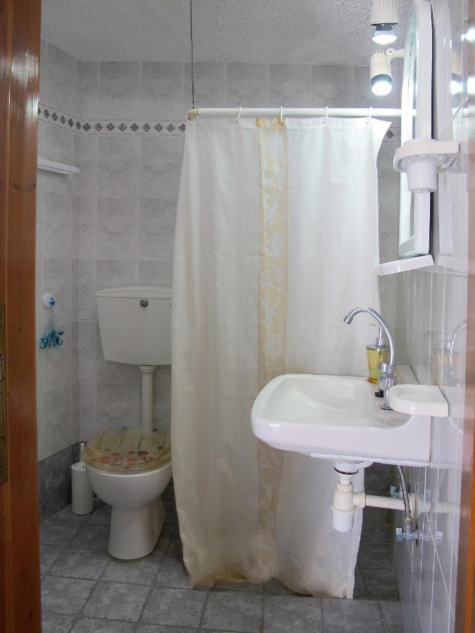 Pepi'S Rooms Triovasálos 外观 照片
