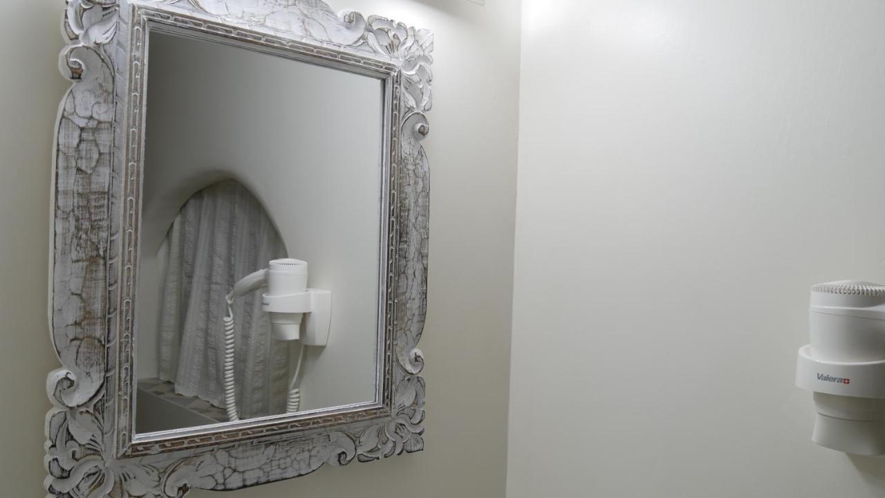 Pepi'S Rooms Triovasálos 外观 照片
